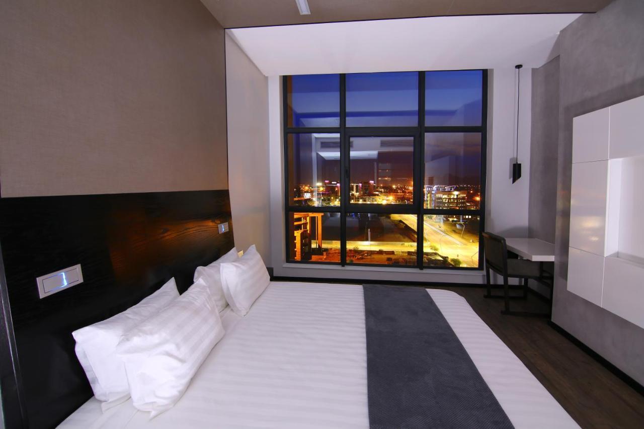 Room50Two Gaborone Exteriér fotografie